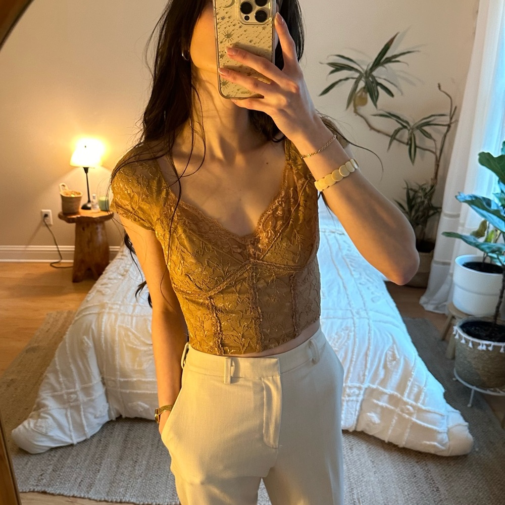 Urban Renewal Remnants Floral Lace Blouse